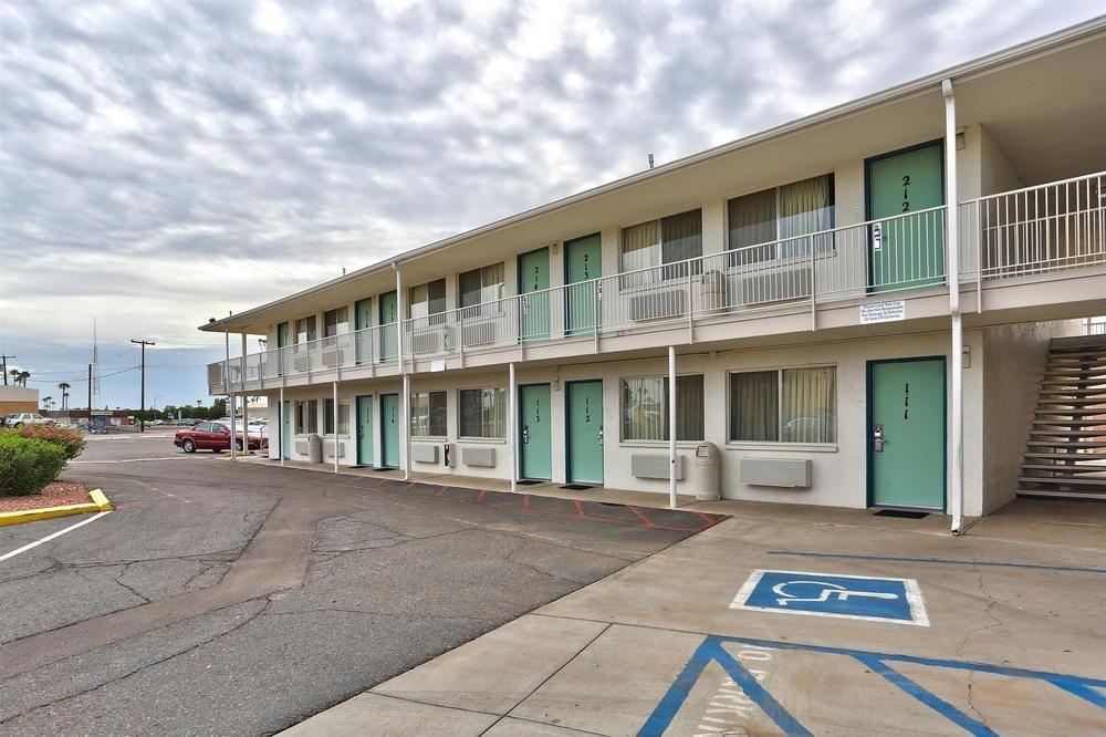 Motel 6-Youngtown, Az - Phoenix - Sun City Exterior photo